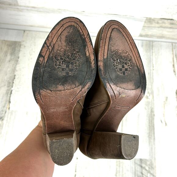 Vince Camuto Women’s 5.5 Brown Suede Diamond Cutout Ankle Boots - Picture 9 of 10